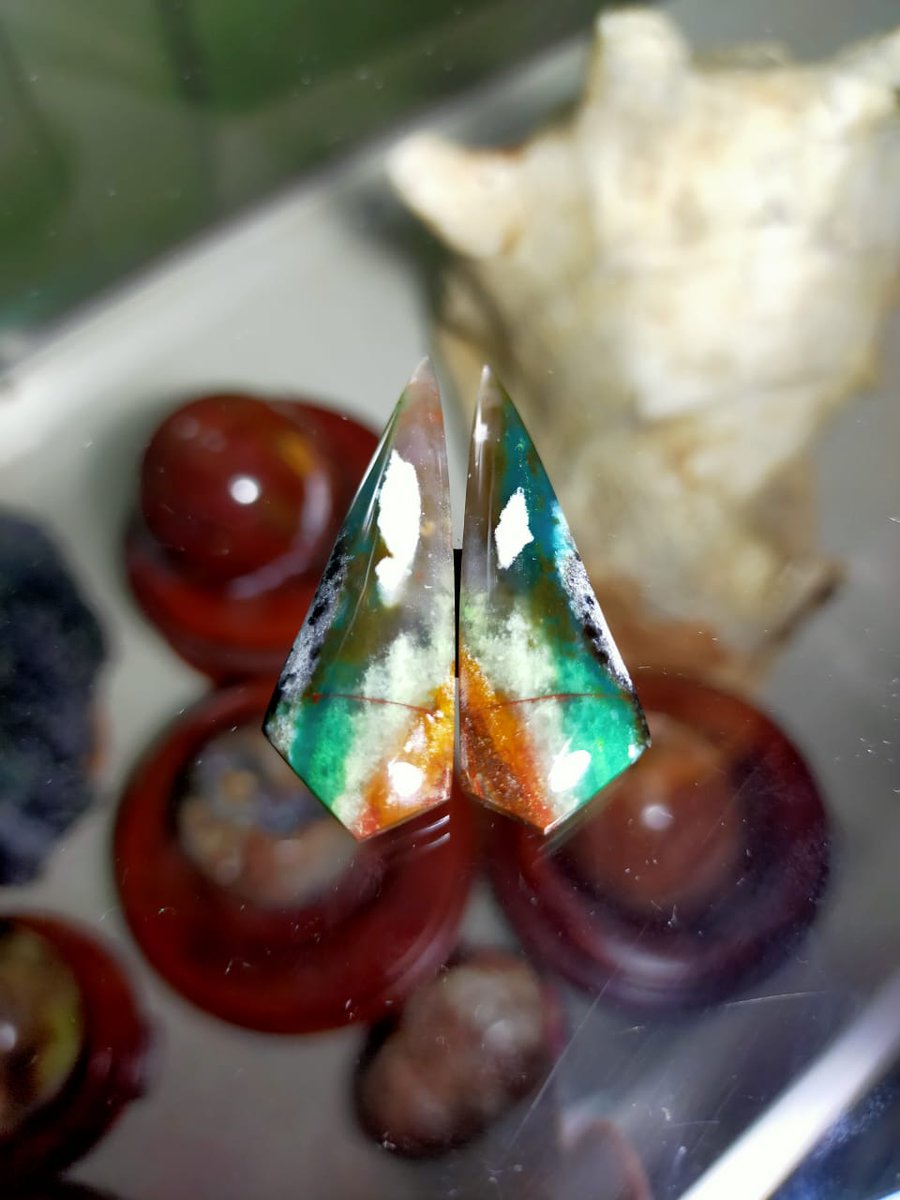 ozicrystal's tweet photo. Ready for salle๐๐ #stoneforsale #cabsforsale #jewelrymaker #jewelry #wirework #wireworkjewelry #lapidary #lapidaryart #jasper #minerals #stonecollection #cabochon #Jasper #naturalagate #metalsmith #wireartisladysmith #jewelrydesign #grapeagate https://t.co/Pno5SSTVlM