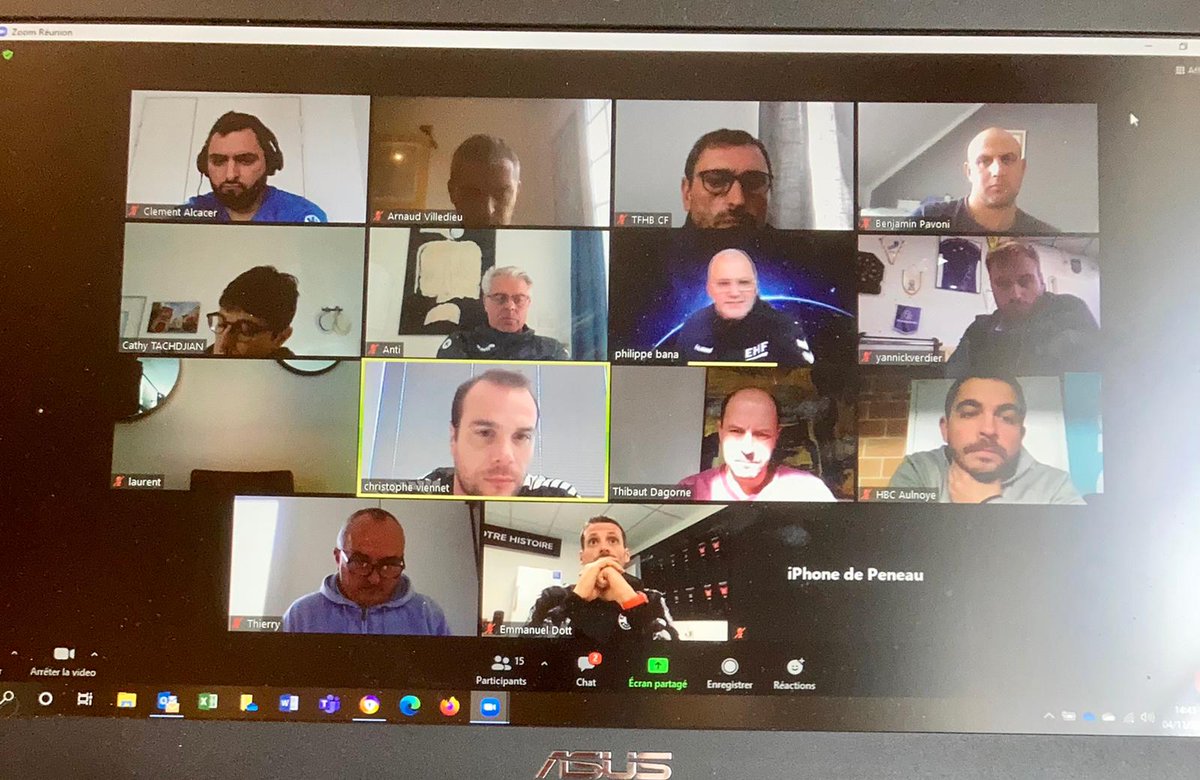 7MasterHand's tweet photo. 7Master, au coeur des élections de la FFHB, a organisé un temps d'échanges avec 3 candidats à la Présidence de la @ffhb et le Bureau #7Master élargi. Pour aller + loin : https://t.co/d2Z8bSCNoc.
A moins de 14 Jours, #7Master se réunit le 18.11 pour débriefer. A suivre. https://t.co/dqeyjUFwfh