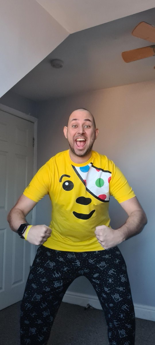 ANSGroup's tweet photo. Thank you to everyone who made a donated to our JustGiving page on Friday for #ChildrenInNeed, we raised a massive Β£1,500 that UKFast is going to double. Here are a few photos from the day. #TeamUKFast https://t.co/2yc24gZrC2