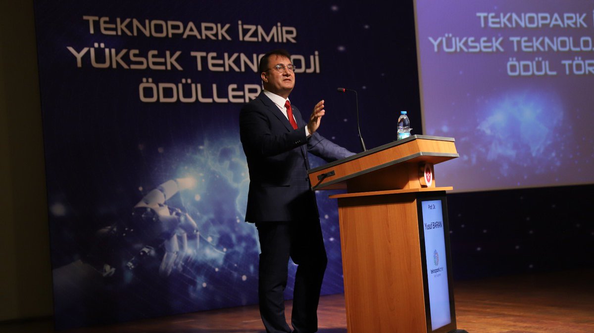 ProfYusufBaran's tweet photo. Ar-Ge, inovasyon ve girişimcilik faaliyetlerinin ödüllendirildiği Geleneksel Teknopark İzmir Yüksek Teknoloji Ödüllerimiz, on bir ayrı kategoride sahiplerini buldu. 

@tcsanayi @varank @tubitak @vestel @adresgezgini @biolivearge #Vestel https://t.co/uGA4vxtPFQ