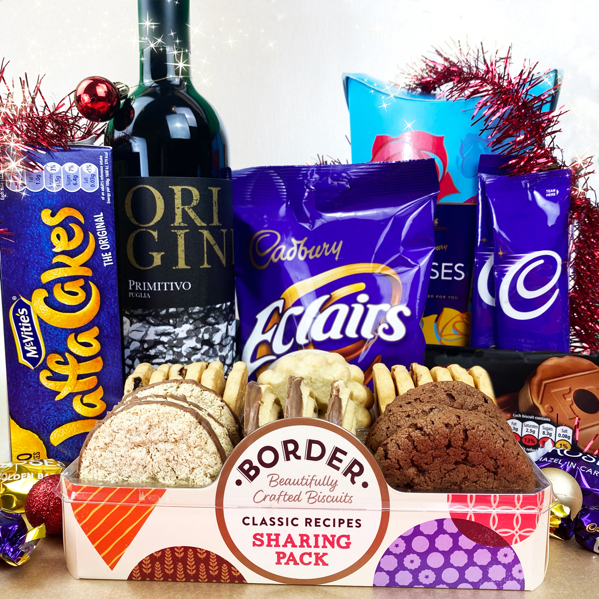zepbrook's tweet photo. Your office Christmas party might not be able to go ahead this year, so treat your staff to our gift boxes🎁 From as little as £10 per box, these boxes can be customised to your needs and sent straight to your colleagues door!🎄❤️
https://t.co/XKrpgeBoqM
#christmas2020 #giftboxes https://t.co/B6StzzecVi