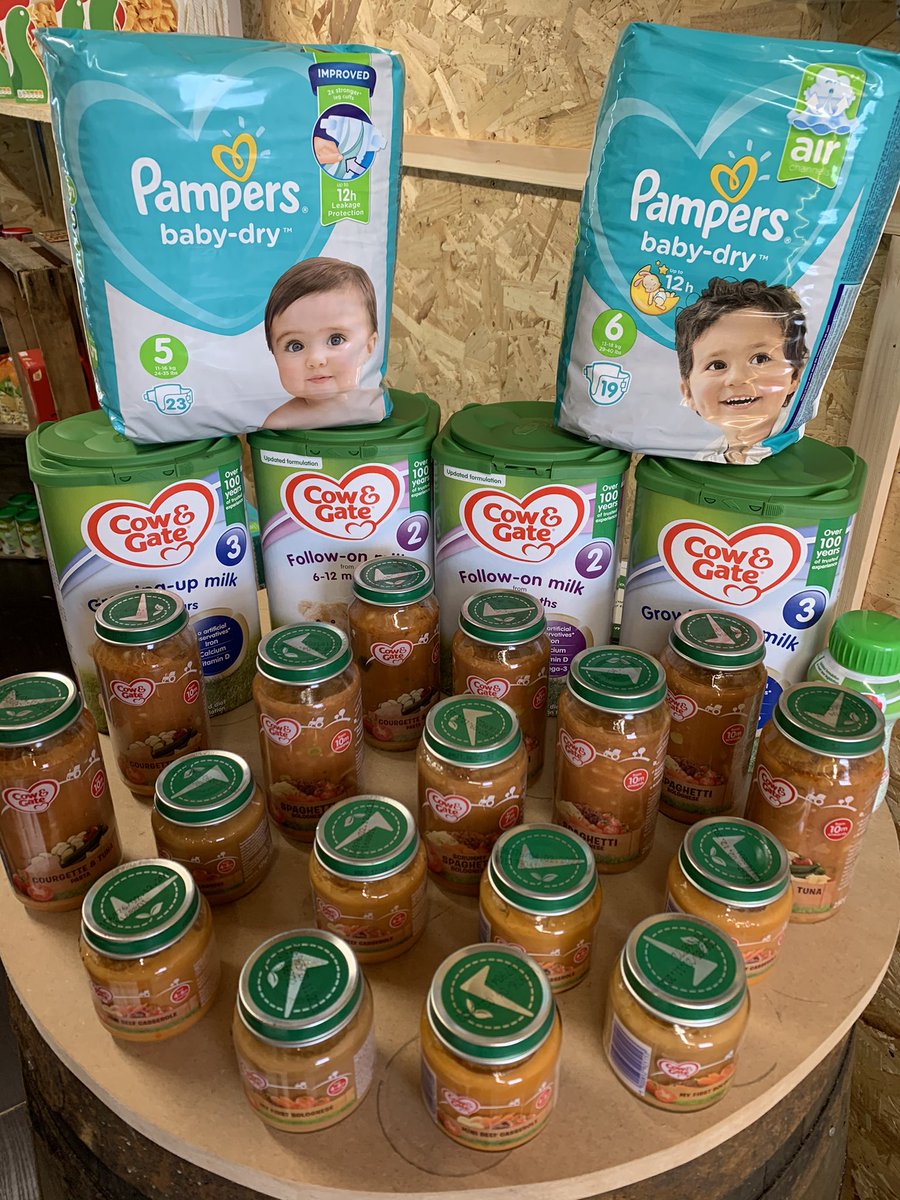 Diolch yn fawr i eglwys Saint Helen’s yn y Barri am eu rhodd hael i’r Big Bocs Bwyd. Thank you so much to St Helen’s church Barry for their generous donation to The Big Bocs Bwyd #thebigbicsbwyd #cymuned #community #teulu #family #bromorgannwg #valeofglamorgan <a href="/OakSch/">Oak Field PS Barry</a>