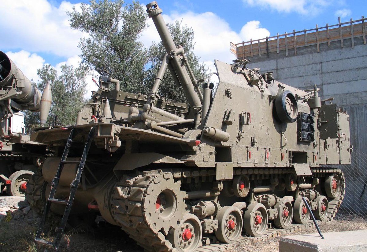 Makmat 160mm, again a heavily modded open topped Sherman hull plus a Soltam M-66 160 mm mortar. The front armour folds flat for operation
