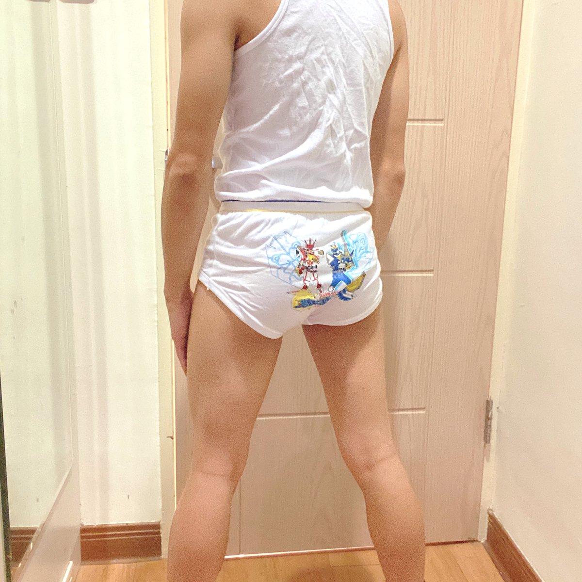 喜歡卡通三角的刷喜歡
😂