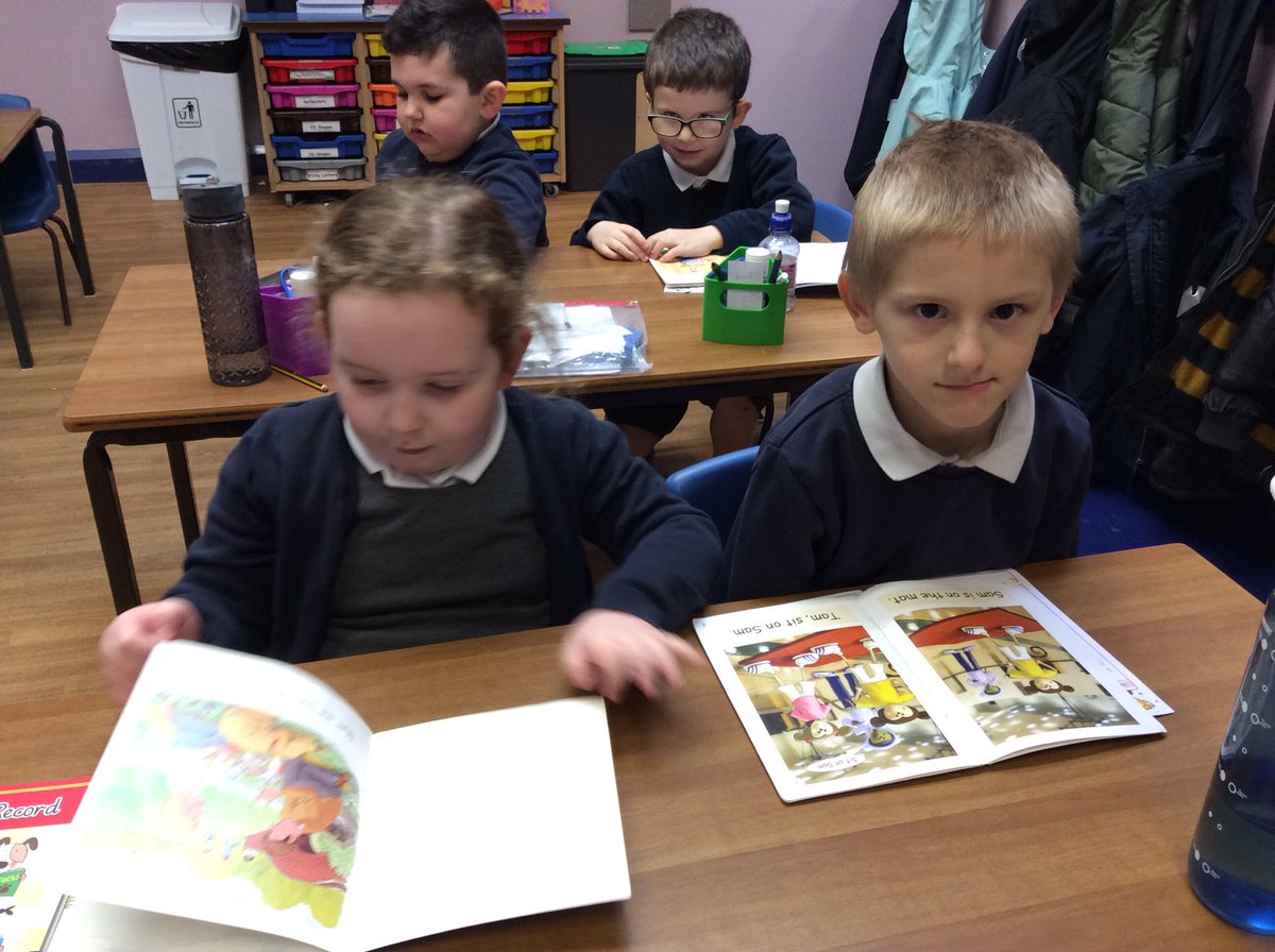 mwcpy1's tweet photo. Year 1 have had some reading time this morning for the Halton Reads Festival! #mwcpread #Haltonreadsfestival @HaltonLibraries https://t.co/2ET639TDJD