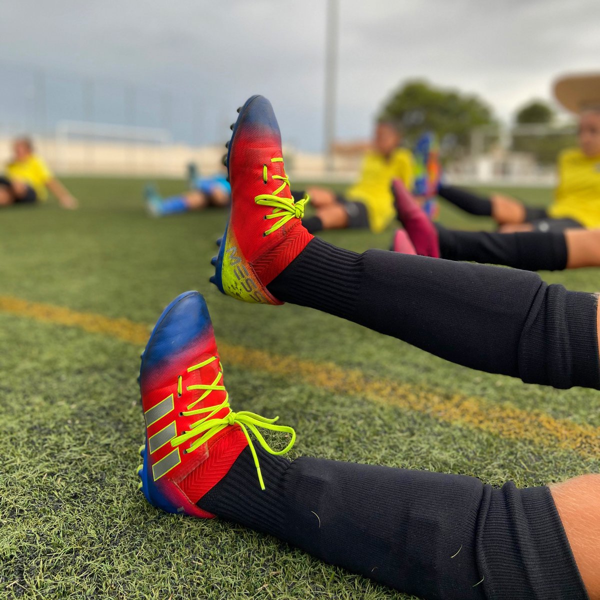 EFDelta's tweet image. ⚽️ La FCF va aprovar el retorn del futbol per al cap de setmana 5 i 6 de desembre.

👉 Si les mesures ens ho permeten, es preveu tornar als entrenaments en les properes setmanes!

🤞 Esperem tornar a gaudir del que més ens agrada ben aviat!

#EscolaDelta #FormacióAmbValors
