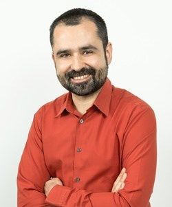 FARMYNG_EU's tweet photo. Read the interview of Ÿnsect CEO, coordinator, who talk about his recent fundraising, Tenebrio Molitor production advantages, the FARMŸNG project, his impacts and his partners! #Ynfarm #circulareconomy #verticalfarm https://t.co/PC1lrKFJ99 https://t.co/mOONYEKHGp