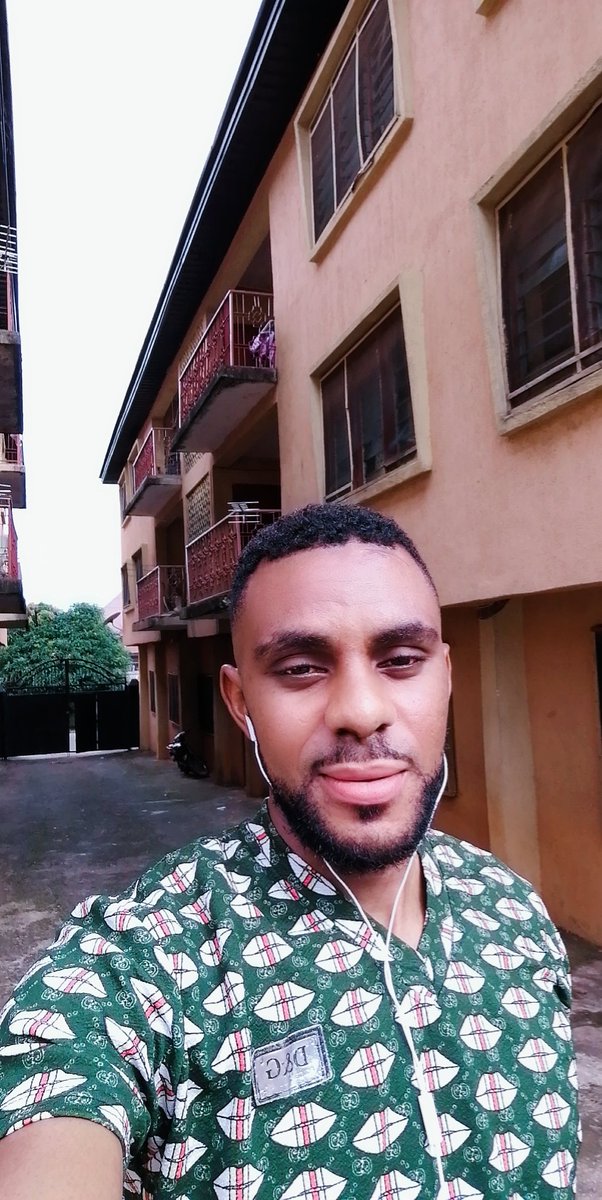 Hills_Diaries's tweet photo. Music is the ocean
That pulls me to the shore.
Music is the rhythm
That moves me to the core.
Where words fail,
music speaks.
It speaks of the pain,
of the sorrow,
and of the hurts. 
It's like a healing to the soul, 
Like a Dew that soothes harmattan. 
Music is life! 
#Hillspoems https://t.co/Opfc0HFQPd