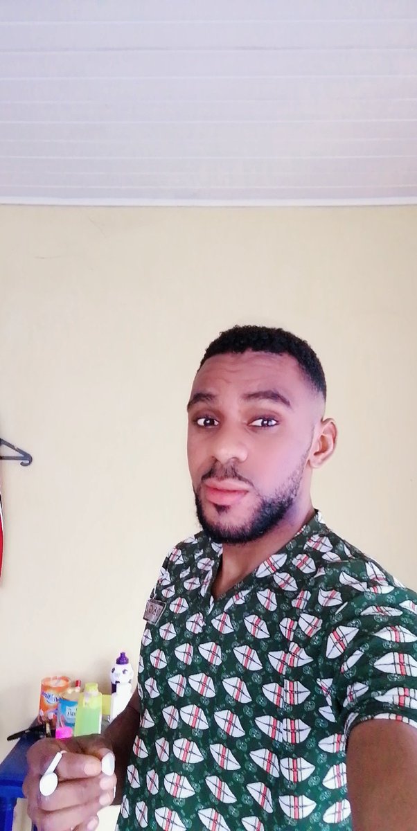 Hills_Diaries's tweet photo. Music is the ocean
That pulls me to the shore.
Music is the rhythm
That moves me to the core.
Where words fail,
music speaks.
It speaks of the pain,
of the sorrow,
and of the hurts. 
It's like a healing to the soul, 
Like a Dew that soothes harmattan. 
Music is life! 
#Hillspoems https://t.co/Opfc0HFQPd
