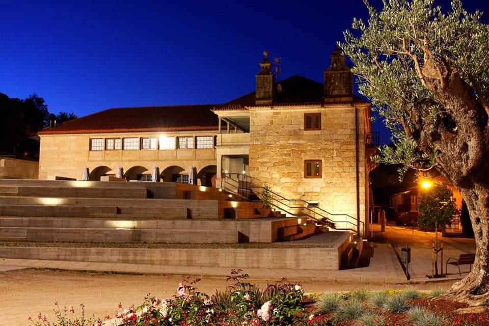 RVigo_BaixoMino's tweet photo. 👉 O albergue e o contorno do Pazo de Mos reciben a “Q de Calidade” 👈

🏆 Parabéns a @PazoMos

🏞️ Atoparás a información completa na nosa páxina de Facebook ou en Instagram! https://t.co/t9hAZiXjOF