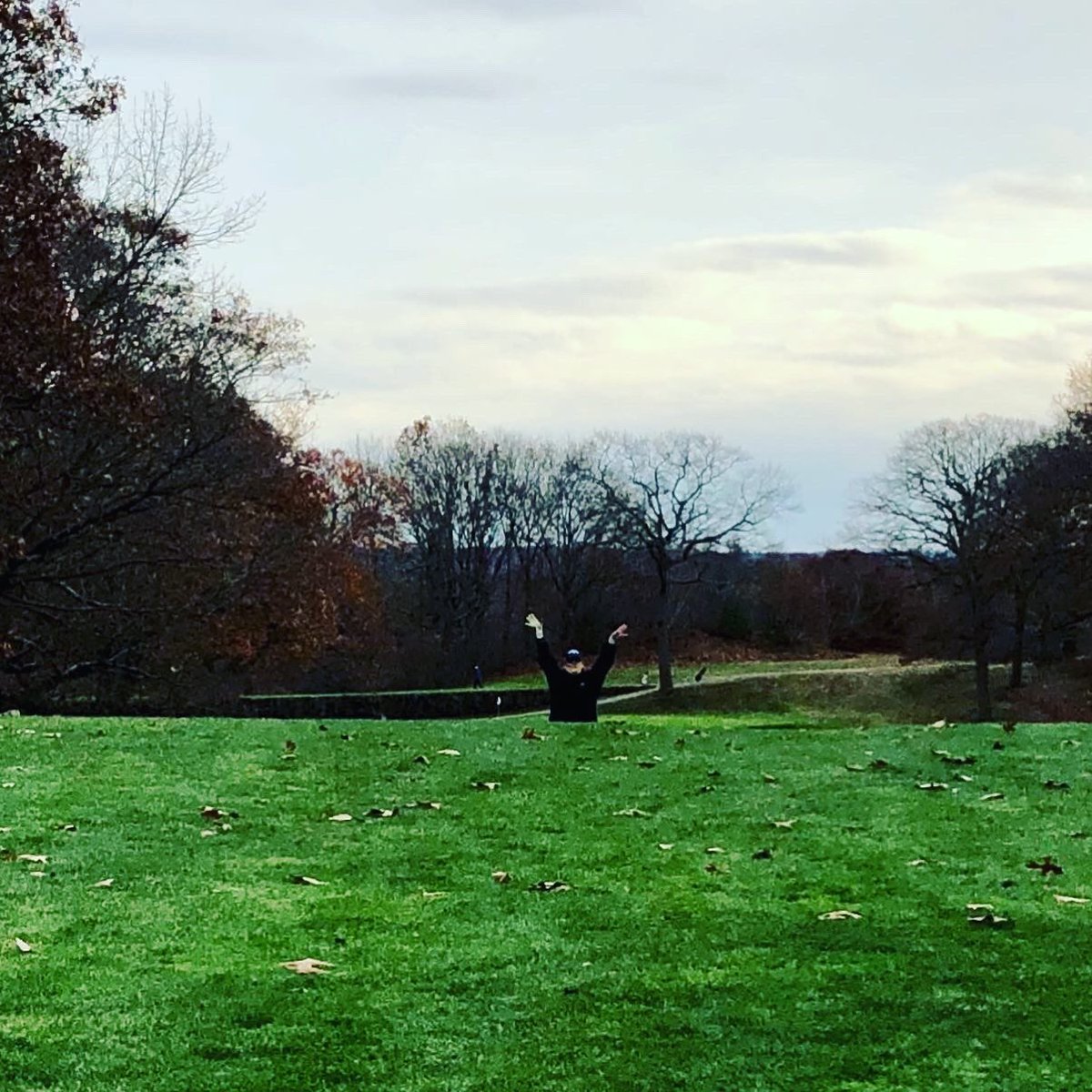 KD_1944's tweet photo. As beautiful in #November as #july. Autumn #golf #autumnleaves bring an entire new meaning to the game https://t.co/ZTopamVWmR