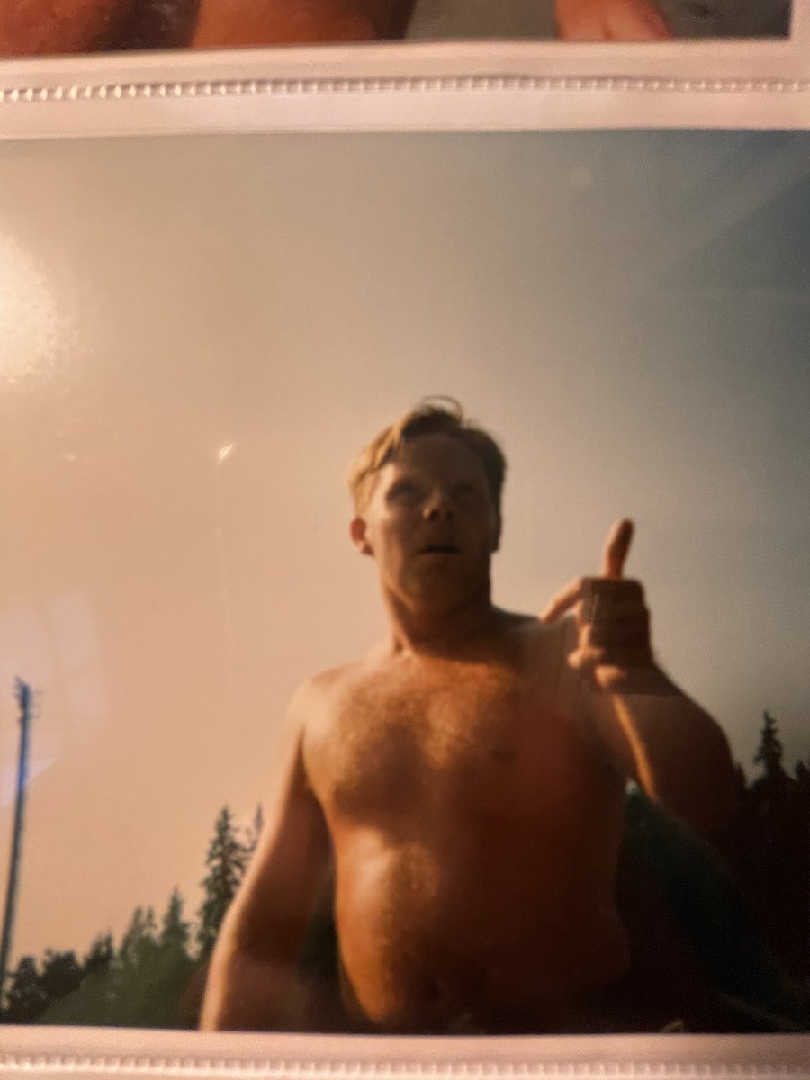 Husker tilbake til Ullern fotballskole i 1986 da jeg hadde Ray Clemence som en av trenerne. Scorte på han på trening der! Sammy Lee var også trener. Mine egne bilder.