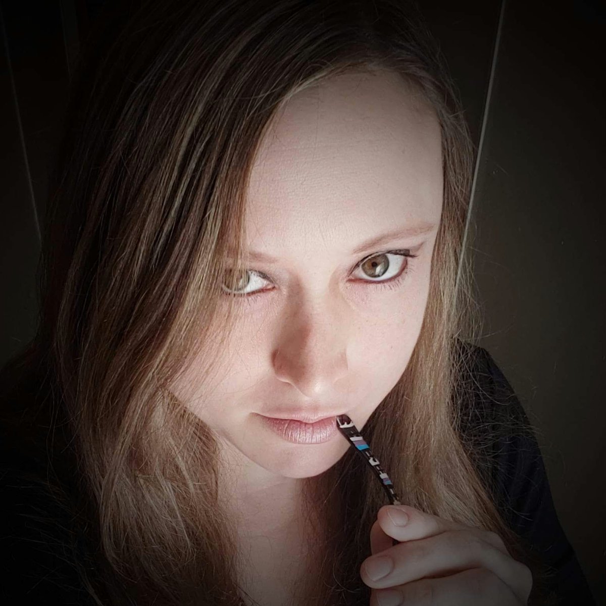 rosewhite8709's tweet photo. #NewProfilePic https://t.co/Qkb1o2pJip