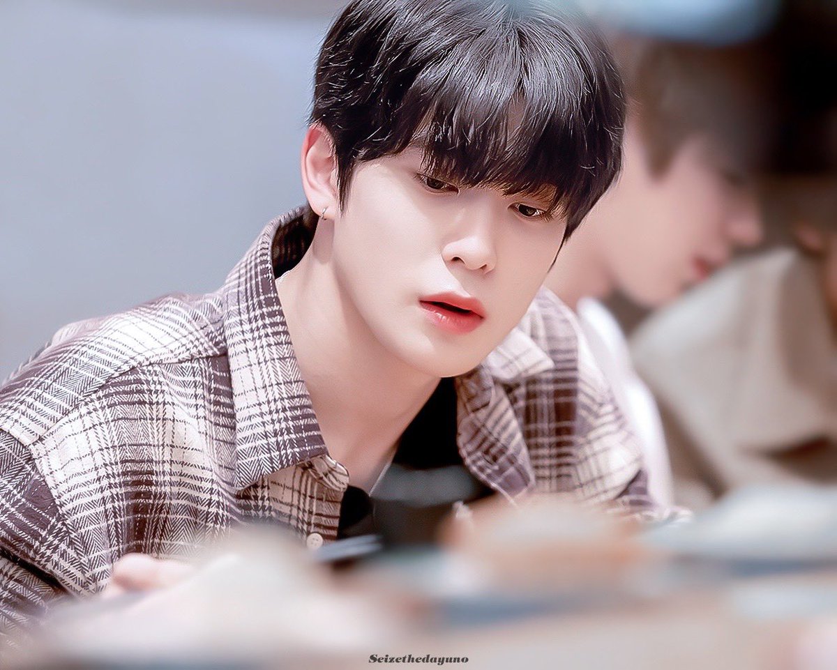 Seizethedayuno's tweet photo. 201112 #재현 #JAEHYUN #NCT127 https://t.co/mcYT8Re6QA