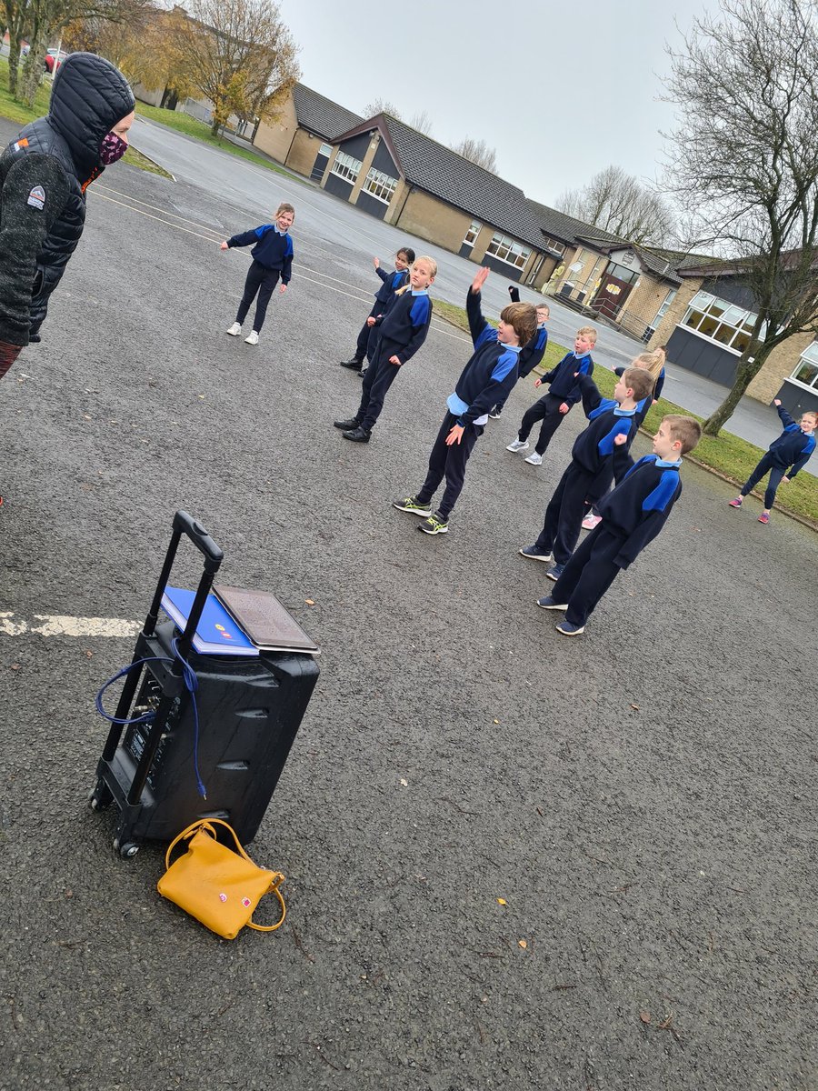 lmoorescmj's tweet photo. It may have been a little damp 💦 but we had great fun doing dancing with Brenda today!! #ActiveSchool https://t.co/tVWzUPBEG2