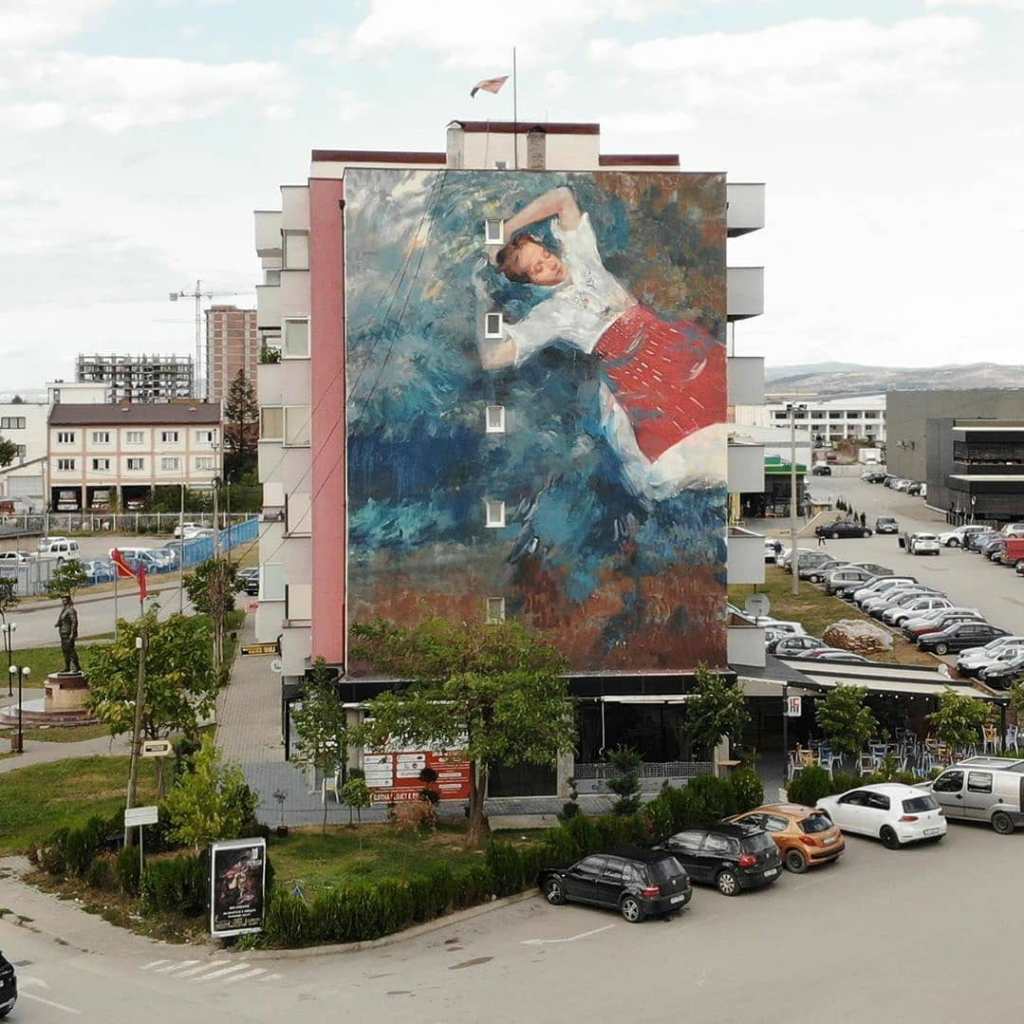 brababella's tweet photo. #Streetart by #AlbaFabreSacristán @ #Ferizaj, Kosovo, for #Change2020, curated by #VoidProjects
https://t.co/sZB7ppd3NS #arteurbana #urbanart #murals #muralism https://t.co/wHpxgHQ2kr