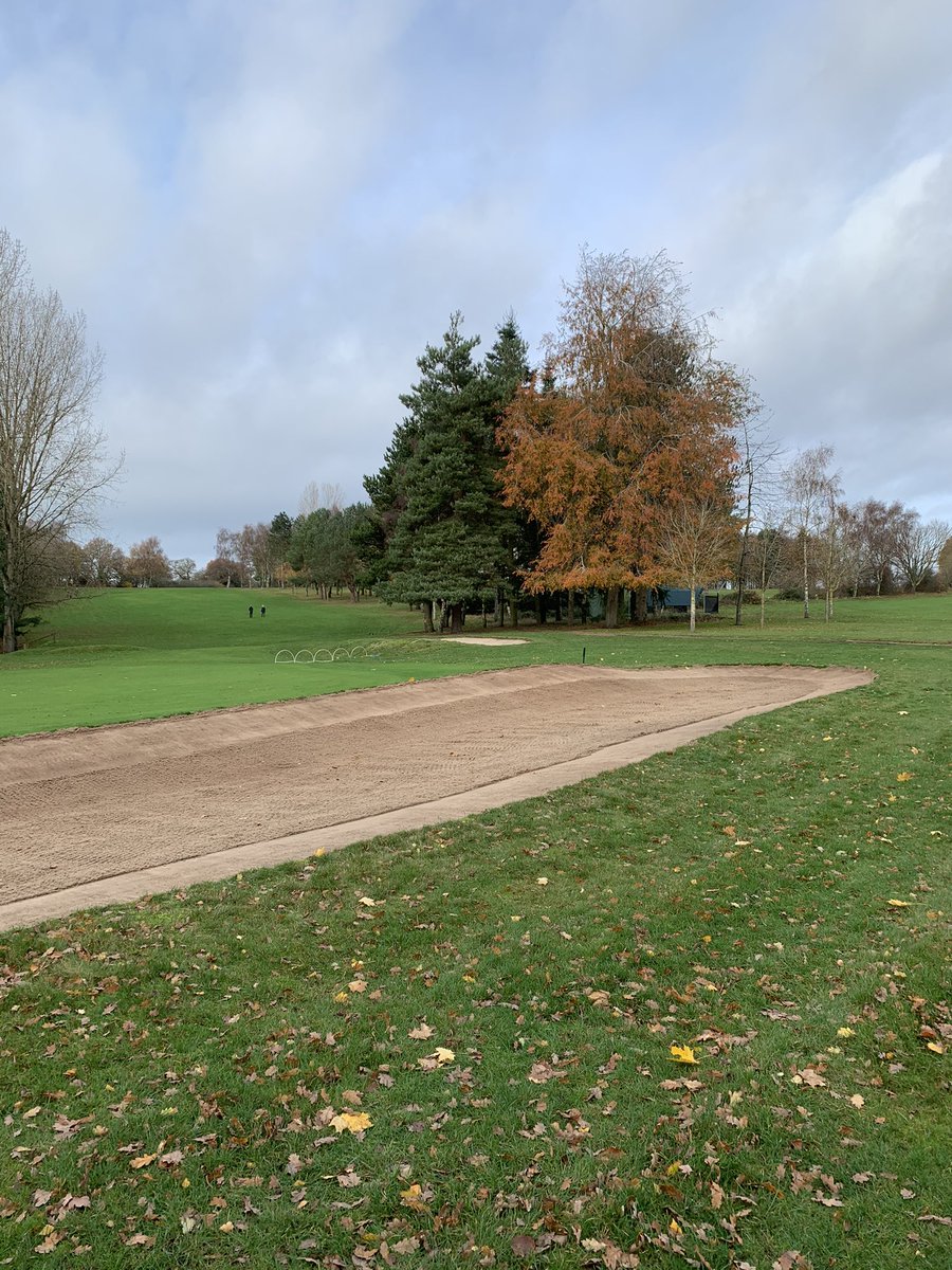 CandBGolfClub's tweet photo. Few images from the course. I’m sure you’ll all agree it’s looking fantastic. @ahgolfacademy #golf #autumn #WorcestershireHour @golfshake @MidlandsGolfer https://t.co/xYkmHbd05a