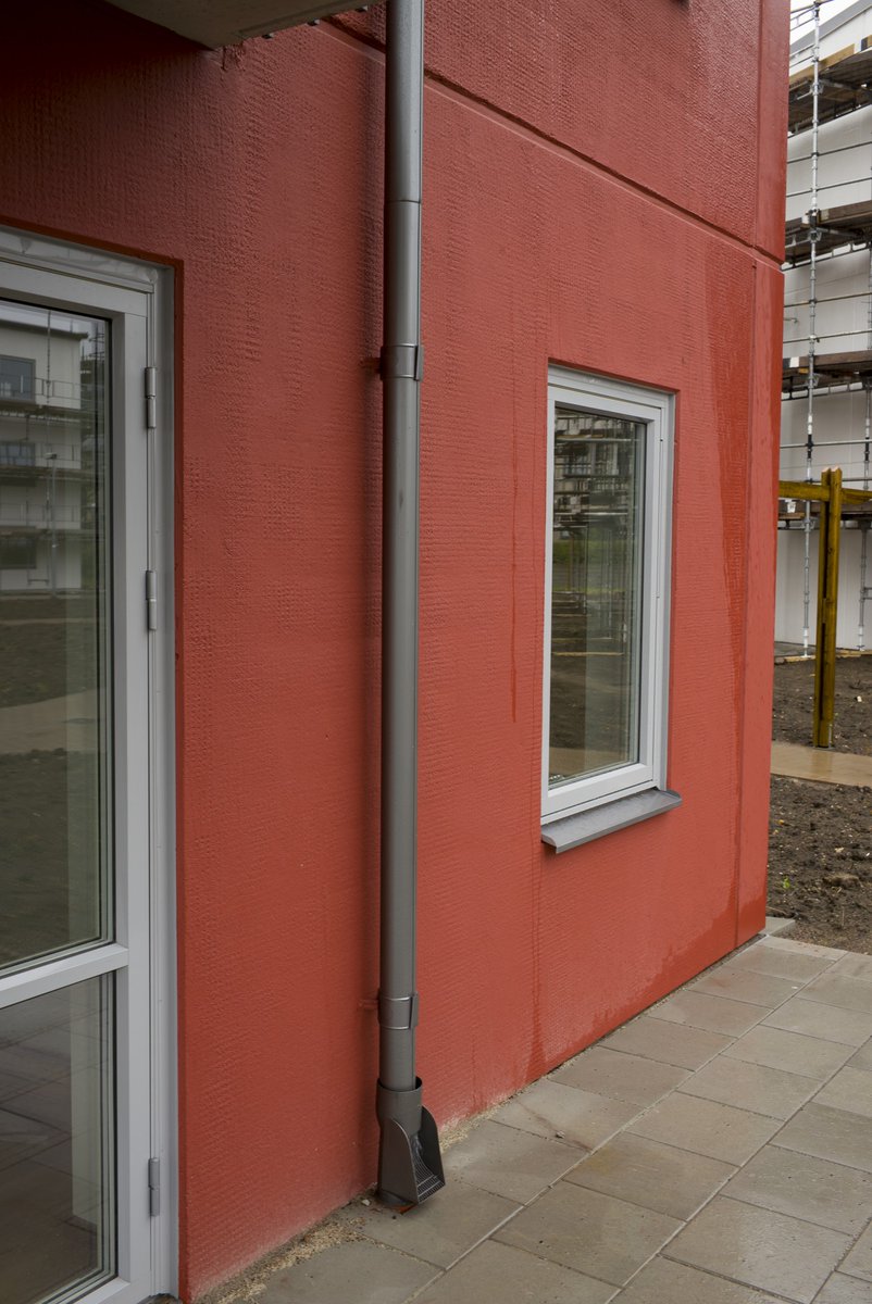 We stock Lindab! For stylish and contemporary steel guttering visit U Plastics.

#Uplastics #lindab #rainwater #guttering #construstion #renovation