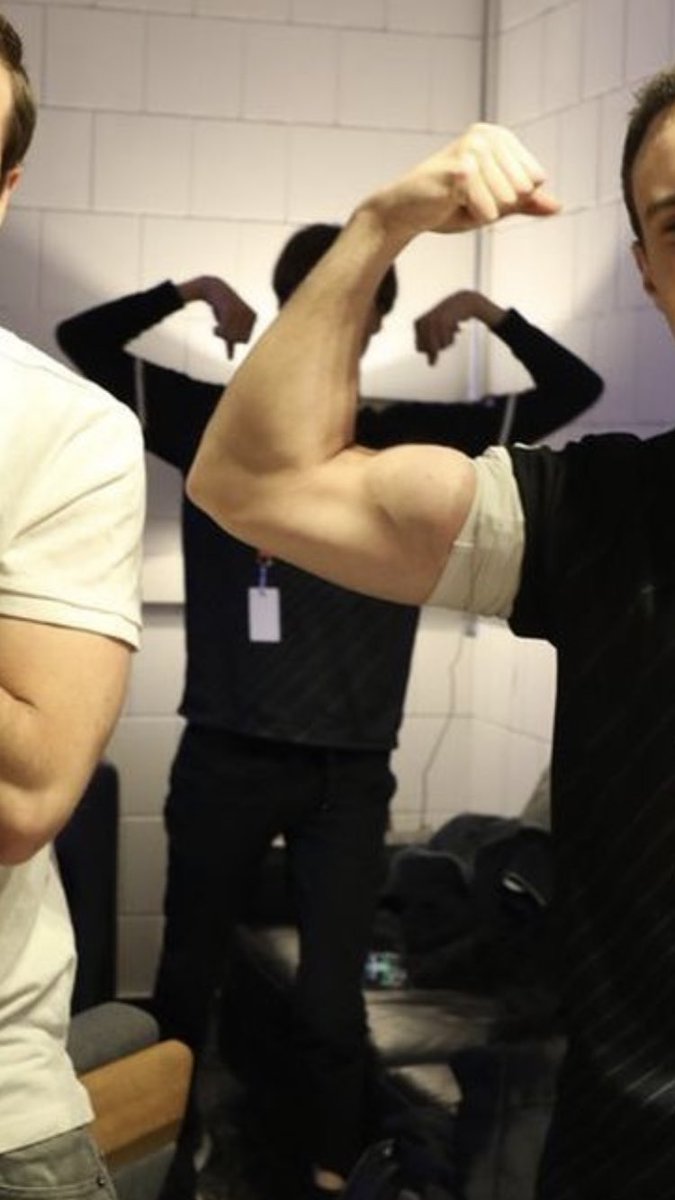 BokmanAlfred's tweet photo. @CarlosR @G2Perkz @G2esports @WadidXD You looking swole af brother https://t.co/ikPr2JL9kt
