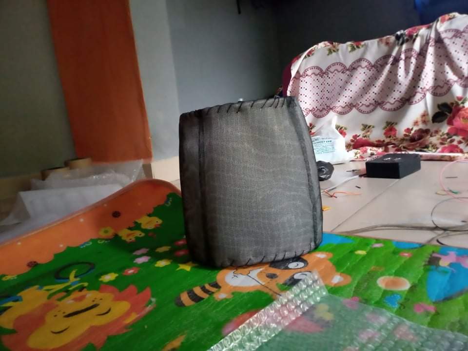 KingsMoses3's tweet photo. Like myself, many Nigerian youths got so much potential &amp; talents untapped within them. I made this bed lamp with wire hangers(used for hanging clothes).
All i &amp;(those like me)need is empowerment. Pls RT if you love it &amp; if you don't, still help me Retweet.
Nah God go bless u! https://t.co/MjFxiQe8m9