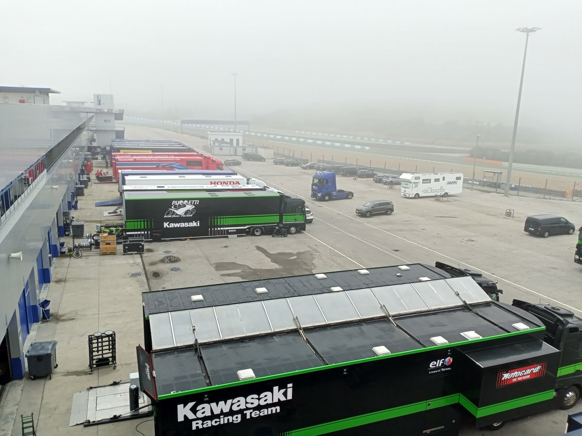 circuitodejerez's tweet photo. Equipos del @WorldSBK comenzarán mañana dos jornadas privadas de test en el @circuitodejerez 
https://t.co/vXBwnWLLdm https://t.co/yRELdoLlFJ