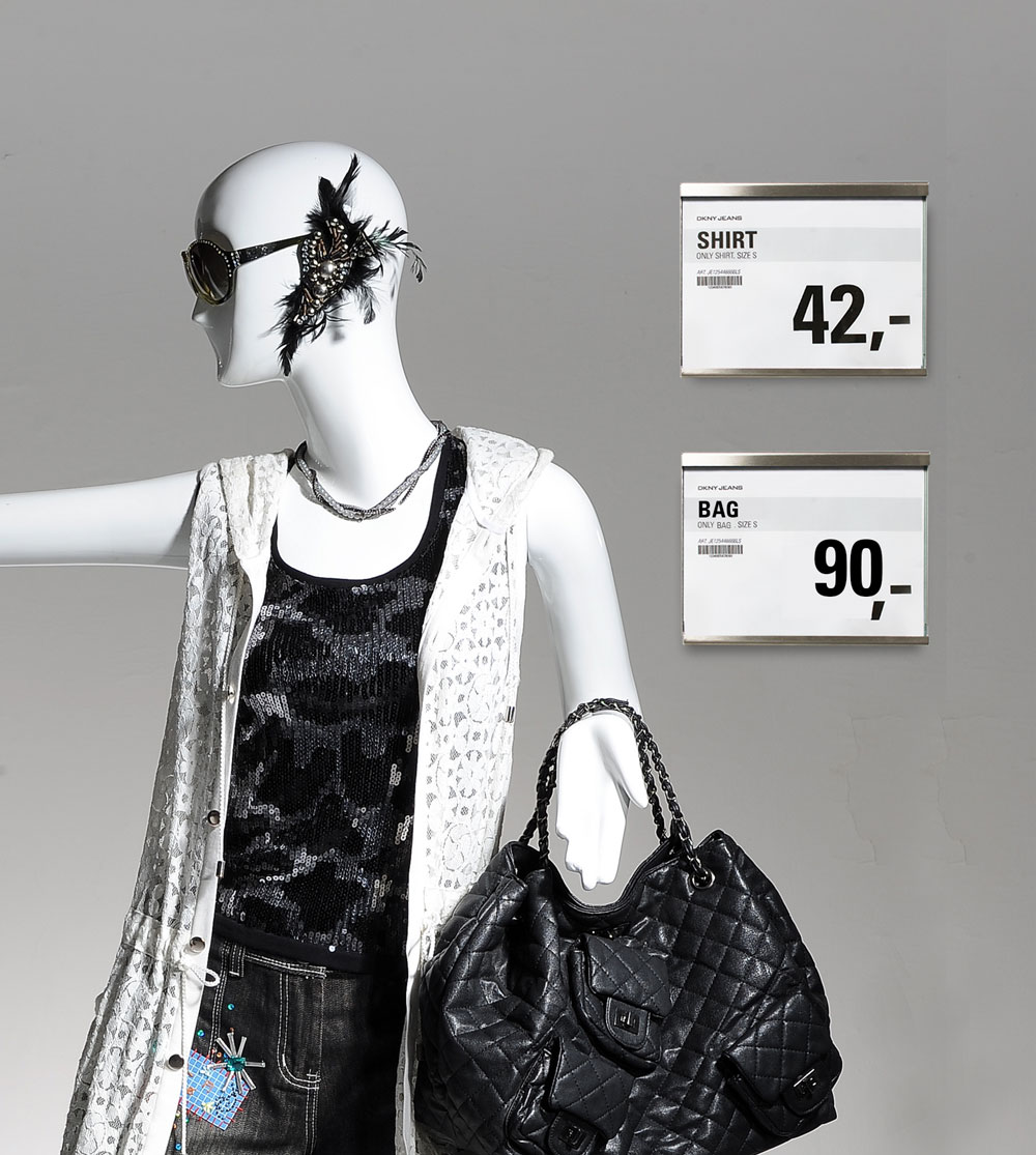 MagnusonGroup's tweet image. Our line of high-design poster displays, exhibits, and stands make an impact through graphics. Limited wall space? We offer both wall-mounted and freestanding solutions. 
GLASSNOX &amp;gt; MAGNEDOOR SLIM &amp;gt; MAGINFO SOISTES &amp;gt;  and SNAPREX. 
magnusongroup.com/products/poste…
#posterdisplays