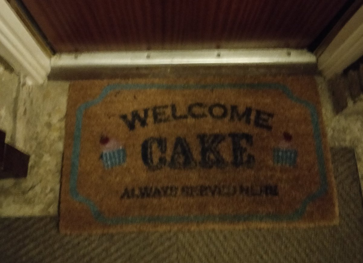 I have curated some of the most deranged doormats I've seen while delivering pizzas for the past few months