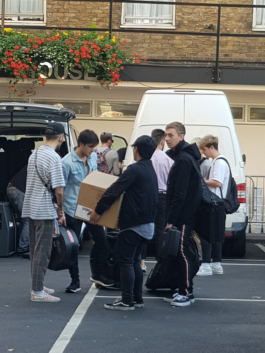 Sabz 🧡 tweet media