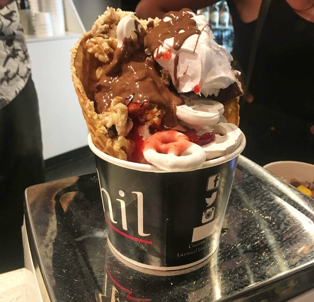 ChilFroyo's tweet photo. Missing those lovely froyo? We are open from 3pm-10pm. You can order online, or call us at 👉(519) 601-2445 and have your favourite froyo via take out or delivery. 
@ChiFroYo

#lovelyfroyo #dessert #yogurt #froyolovers #delicious #frozenyogurtflavours #overload #overloadtoppings https://t.co/CwpYXmis0W