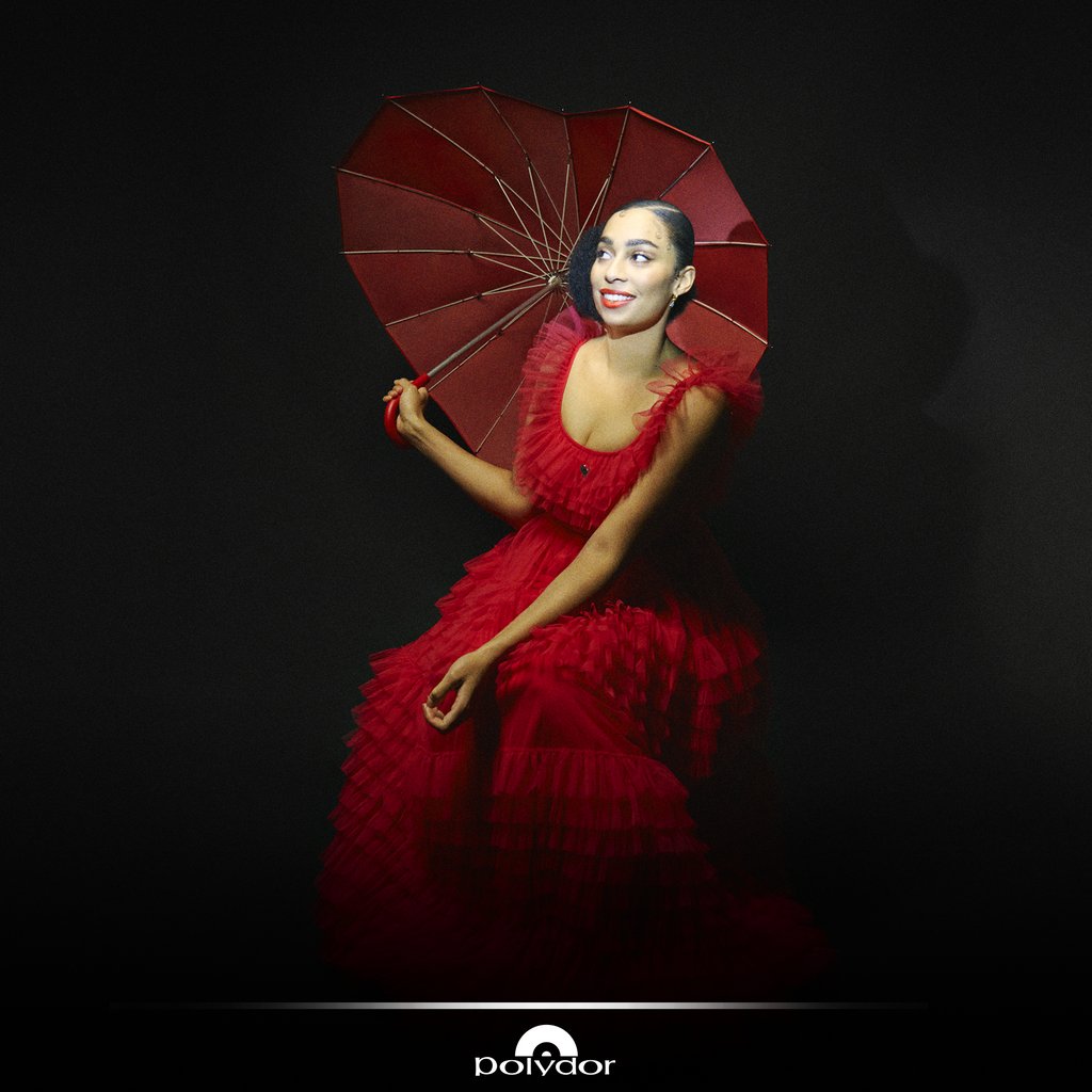 @johnlewisandpartners @waitroseandpartners hanno scelto la vincitrice del Brit-Award, Celeste, per scrivere la prima canzone originale per il loro spot natalizio 2020.  “Give A Little Love” vuole celebrale la gentilezza, il tema scelto per il loro nuovo lavoro #GiveALittleLove