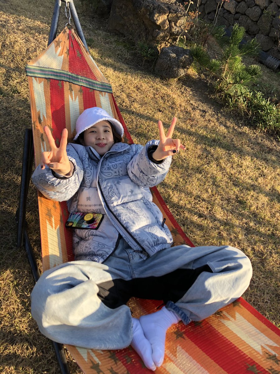 krungy21's tweet image. 사랑하는 사람들과 아름다운 자연과 맛있는 음식과 함께했던 행복했던 순간..😁💘🎊🎉🎂🙏🏻 넘나 이쁜 마당&amp;amp;캠핑 무료협찬 by 제아언니😍 감자합니다이앙~ 사랑합니다이앙~ #bdayweek #2020 #🎂 #memorymonday