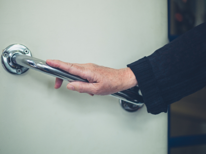 📣  New blog post. @fayepatton96 from <a href="/CRCymru/">Care & Repair Cymru</a> looks at how to tackle poverty amongst those who own or privately rent their homes >> buff.ly/3lApann