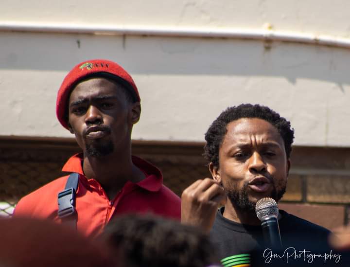 BuntuFaku's tweet photo. The Electroral Commission for online Voting which commenced today 8:00 has postponed to Tuesday. The system is failing and it is very Clear that DUT is not ready to conduct SRC elections online. @MbuyiseniNdlozi @Julius_S_Malema @Shikwambanaman1 https://t.co/IupCWLMotK