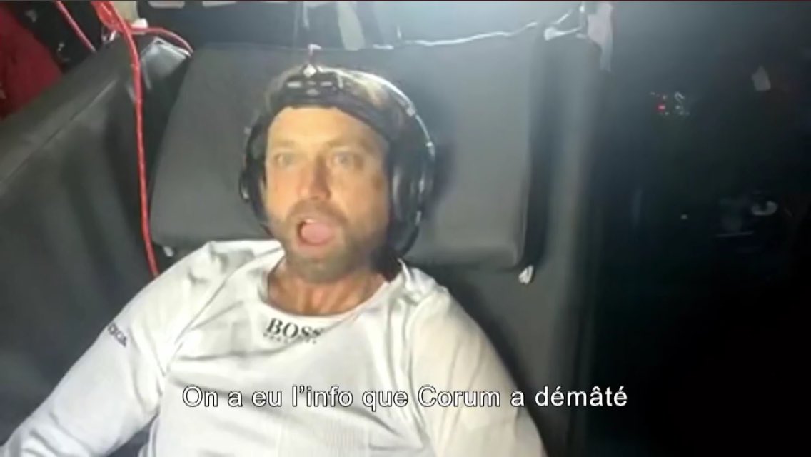 La tête d’ <a href="/ATRacing99/">Alex Thomson Racing</a> quand il apprend le démâtage de <a href="/nicotroussel/">Nicolas Troussel</a> (capture d’écran du #VendeeLive émission du <a href="/VendeeGlobe/">Vendée Globe</a>)