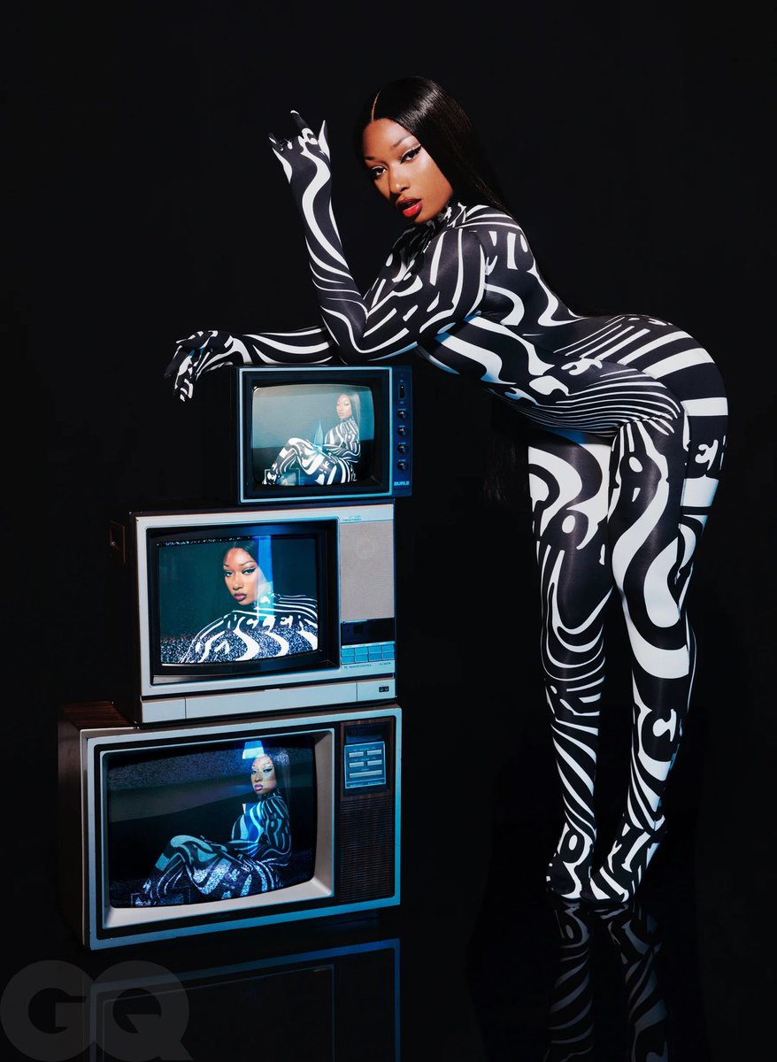 _ADAPodcast's tweet photo. @theestallion for @GQMagazine
shot by: @ADRIENNERAQUEL
#DatsWassup #GQMagazine #MeganTheeStallion #MegTheeStallion #HotGirl #RapperOfTheYear #GQMOTY #GQ #ADAPodcast https://t.co/8pRRHmiX16
