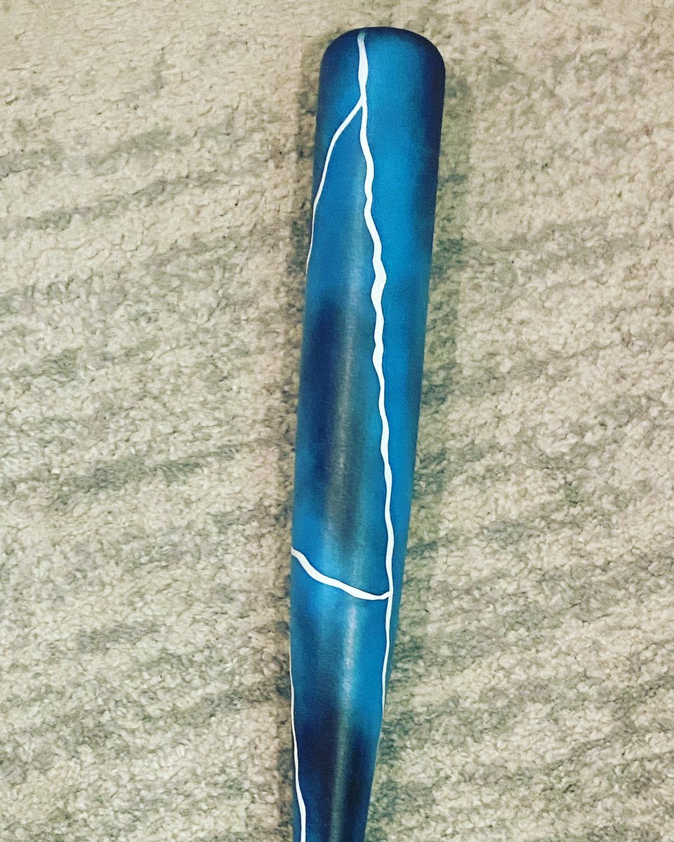 bigheadsbats's tweet image. ⚡️Flash Warning⚡️ our New Bringer of Rain bat is sure to turn heads in the batters box. Outfields will be looking for a their umbrellas when this bat is out. #custombat #baseball #mlb #woodbatleague #giftideas #baseballgift #blackfriday2020