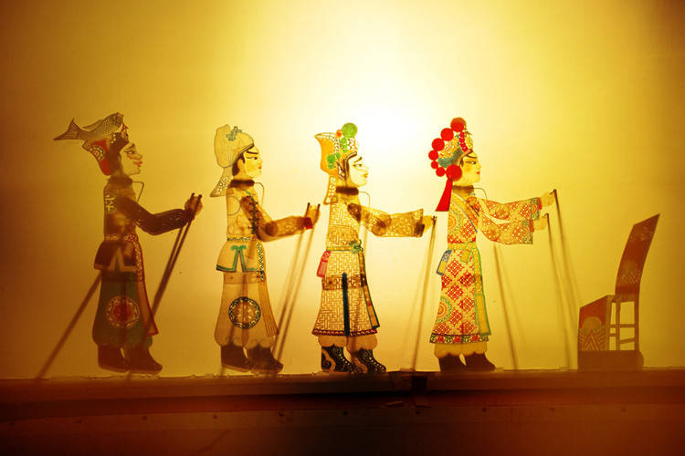 FolkChinese's tweet photo. Shadow play.#Intangibleculturalheritage https://t.co/atqzKZJIju