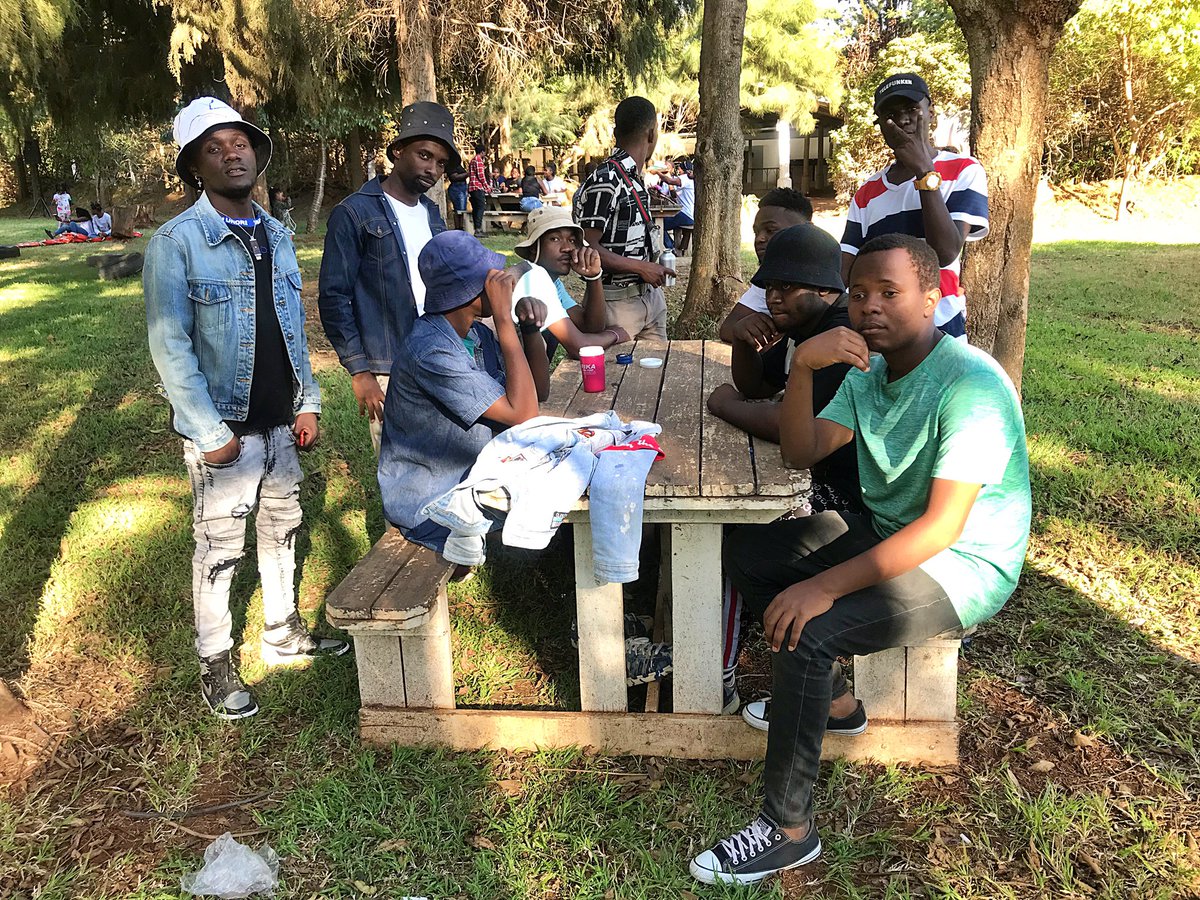 muzeezomupati's tweet photo. Another one in the bag! MUgovera @Muzeezo Mupati was lit!!! All the right vibes.
Thank you for pulling through!
Food • People • Music • Good Vibes
#MUgovera
#Community
#MarketAccess https://t.co/peuC9vv9mQ