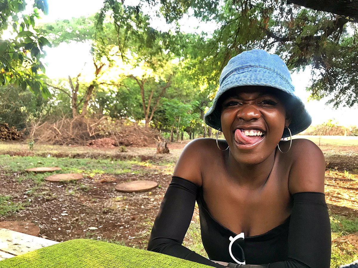 muzeezomupati's tweet photo. Another one in the bag! MUgovera @Muzeezo Mupati was lit!!! All the right vibes.
Thank you for pulling through!
Food • People • Music • Good Vibes
#MUgovera
#Community
#MarketAccess https://t.co/peuC9vv9mQ