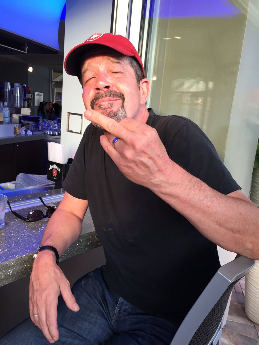 RANDY’S HOUSE tweet media