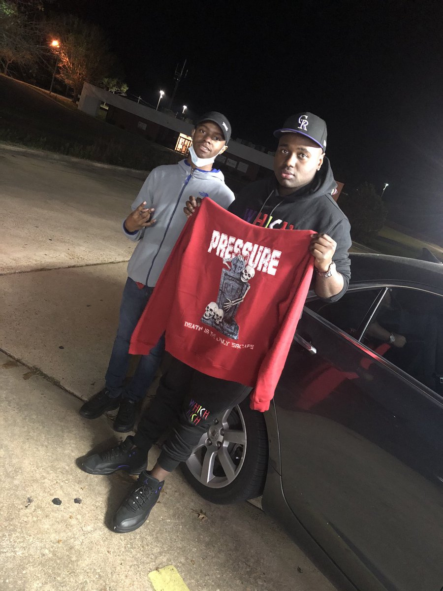 Str8Pressure_'s tweet photo. #str8pressure🦾
shop our new limited time hoodies 🔥 https://t.co/yKPg9fElcp