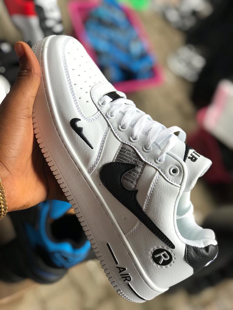 smith_square's tweet image. 