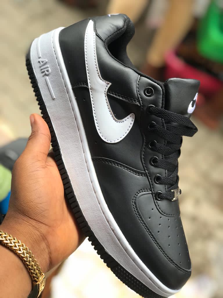 smith_square's tweet image. 