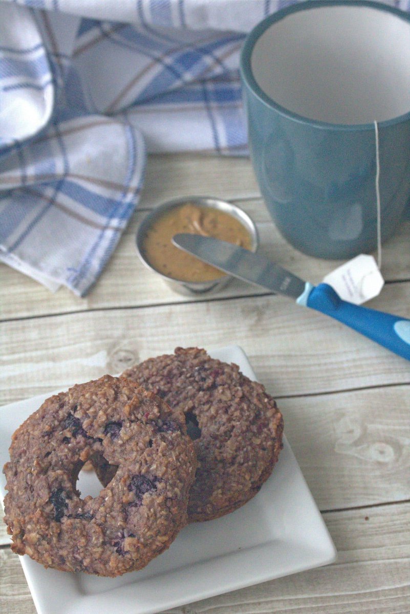 Naturaldeets's tweet photo. Berry Healthy Donuts – Clean Eating Recipe https://t.co/o0vxcLMnln https://t.co/nZ5ixfkBY0