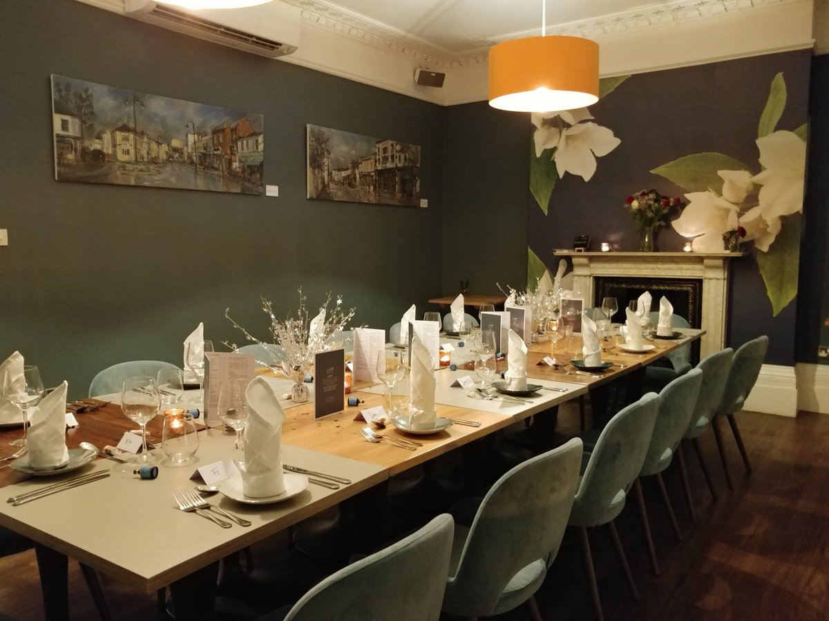 Are you looking for a Covid-secure venue in #Cheltenham to hold a small business meeting? Then <a href="/thefindchelt/">The Find</a> could be the answer. Not only is there plenty of space, they serve great coffee and cakes too.

#meetings #Gloucestershire #GloucestershireHour

buff.ly/30OsTUM