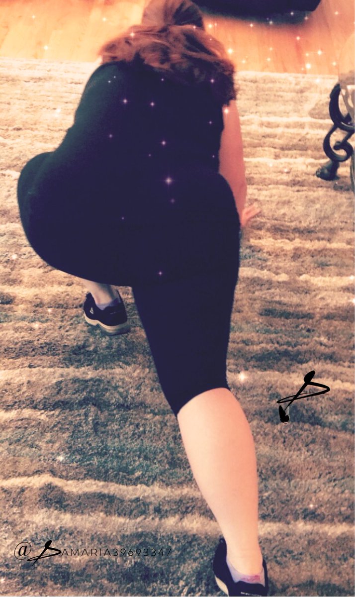 DamariaGrace's tweet photo. Good Beautiful Morning 🌸💜
If you were my man, would you sneak up from behind while I was working out & get naughty or just watch?? 💋😋
#bbw #plussize #lovetruprivate #webcam #myfreecams #onlyfans #customcontent #damaria
https://t.co/h2hzNTUnHB
https://t.co/4m6mnHOgu7 https://t.co/n5FkrRpolr