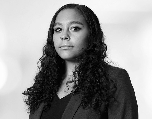 HandoftheLaw's tweet photo. Tonight’s Fashion Law &amp; Business class featuring guest speaker @HBAfashion associate Sara Bagley as well as student brand collaboration presentations @nyulaw @NYUStern https://t.co/vromYwdQvo