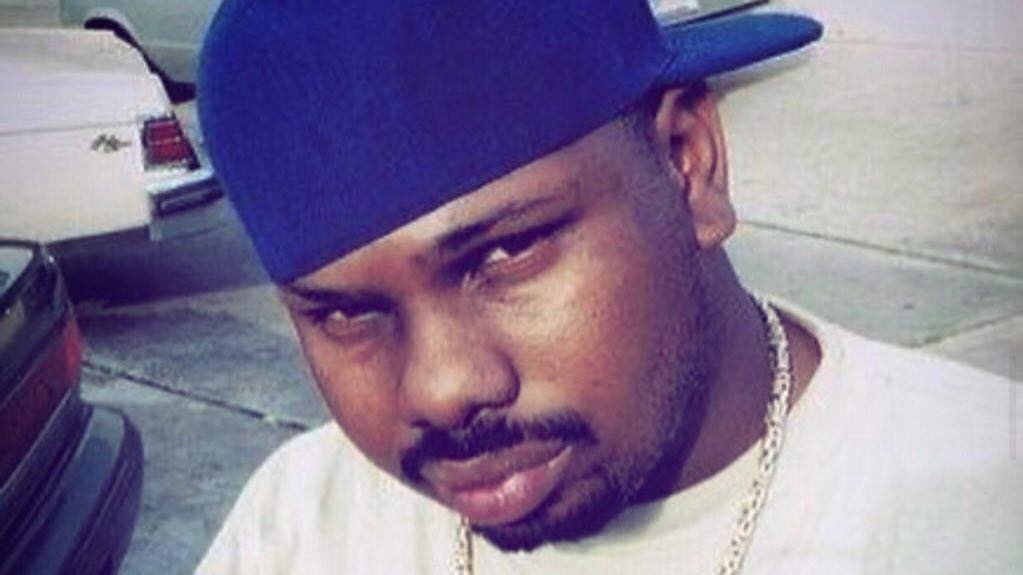 MusikHouston's tweet photo. 20 years ago we lost a legend. Long live #DJScrew! 🔩 #RIPDJScrew https://t.co/h867ecgnyR