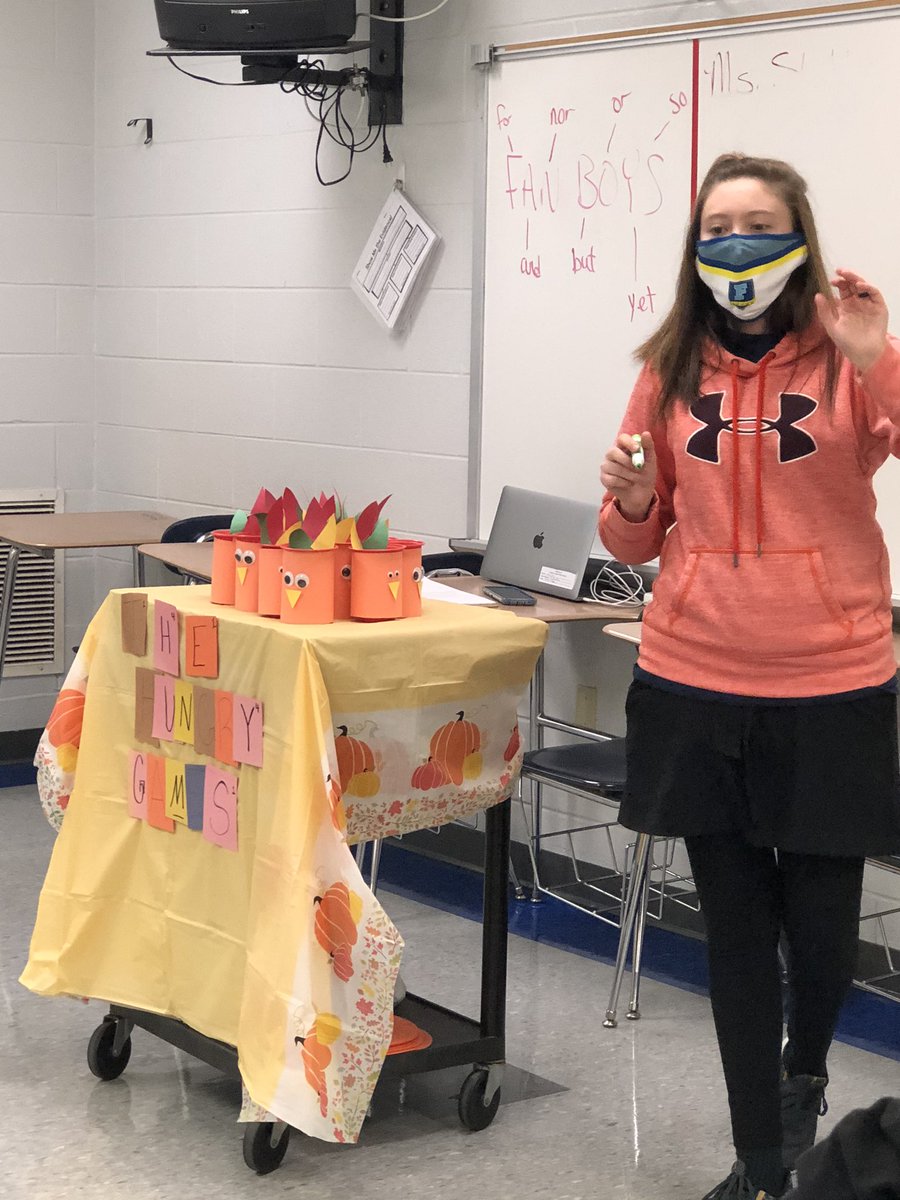 EJHSBulldogCtry's tweet photo. Getting in the spirit of Thanksgiving with Coach Chappell’s engaging P.E. lesson! @Supt_Hamlett @FCPSchoolsTN https://t.co/0rjEwVKPRg