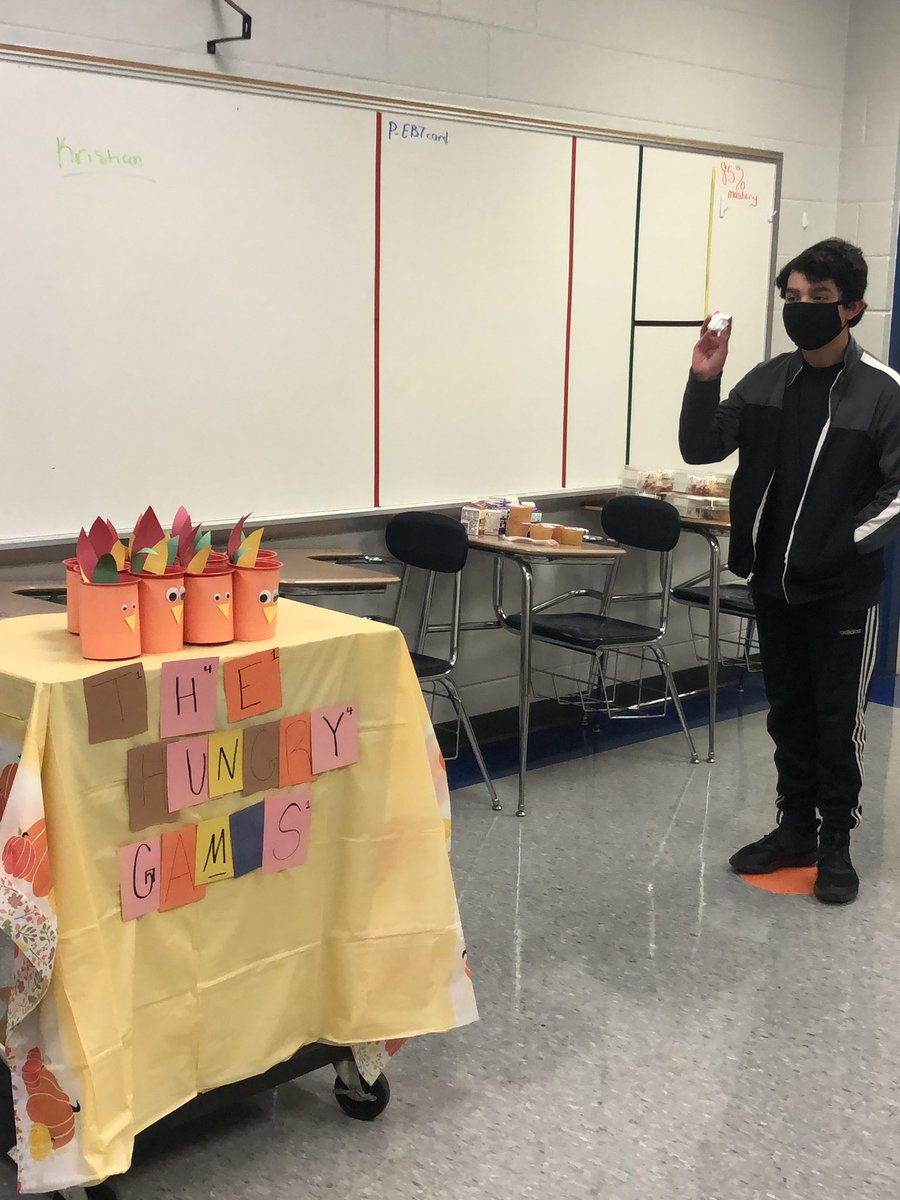 EJHSBulldogCtry's tweet photo. Getting in the spirit of Thanksgiving with Coach Chappell’s engaging P.E. lesson! @Supt_Hamlett @FCPSchoolsTN https://t.co/0rjEwVKPRg
